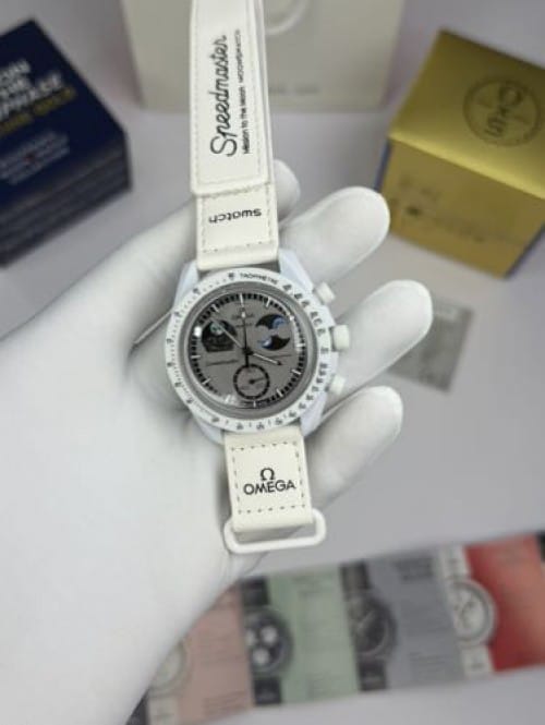 ⌚ Premium Moonphase Style Watch ✨